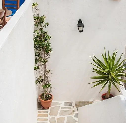 Hotel Manousos' Galissas