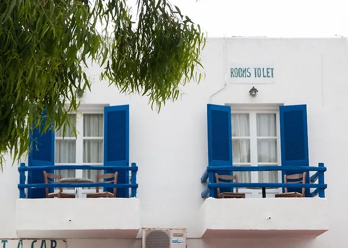 Manousos' * Galissas